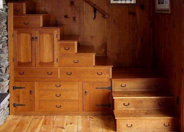 Storag-Ideas-Under-Stairs-rustic