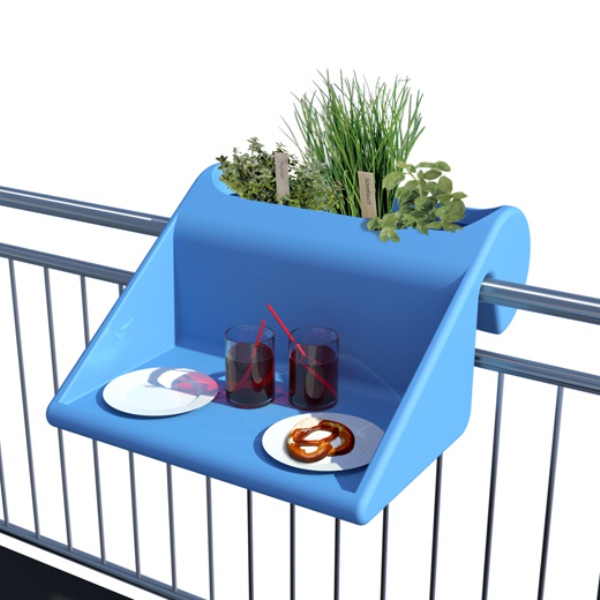 Table-planter-for-balconies-1