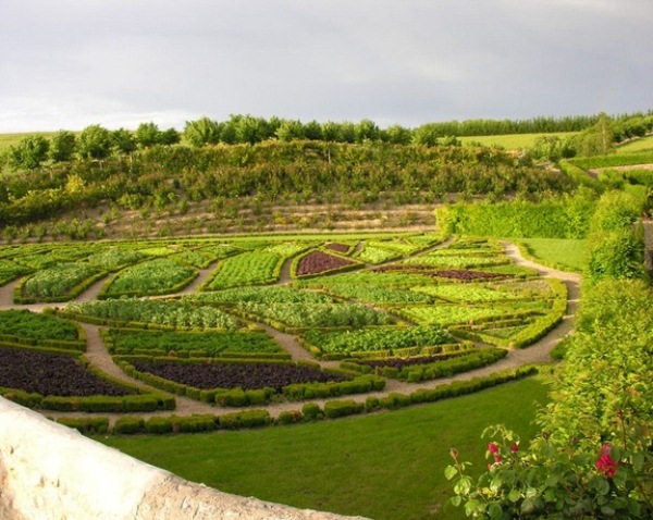The Garden of Abundance in France-1