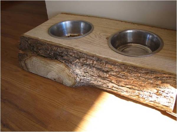 Wood-Dog-Dish-Holder-how-to-make-2