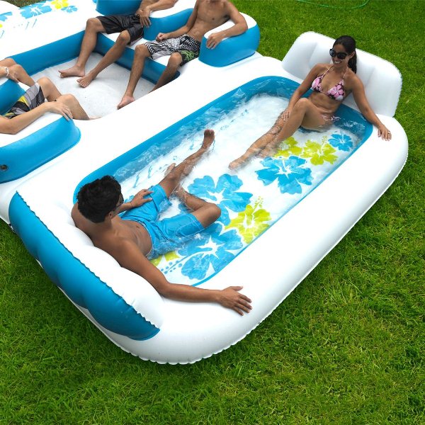 Inflatable-floating -island-1