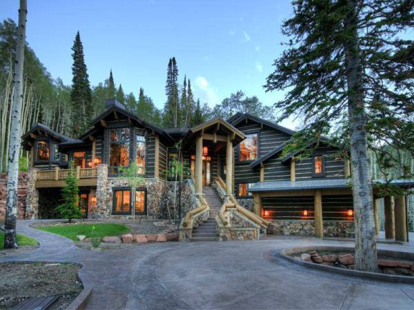 luxury-mountain-home-1