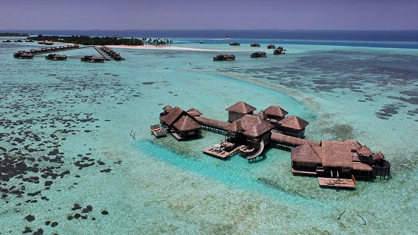 Gili-Lankanfushi_resort-2