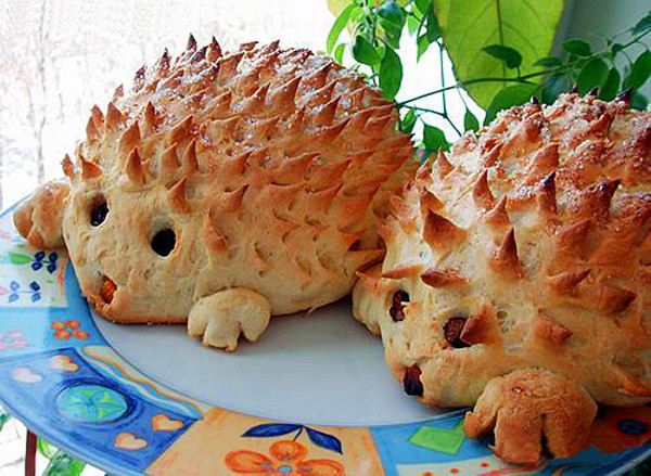 Bread-hedgehog