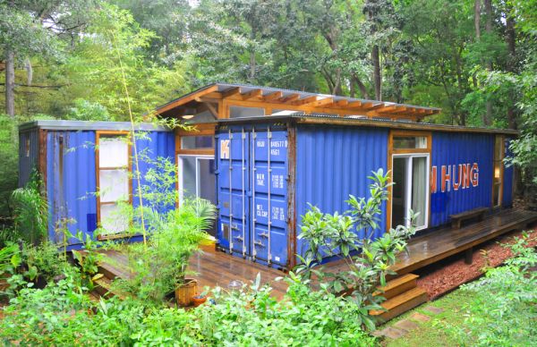Shipping-Container-Home-1
