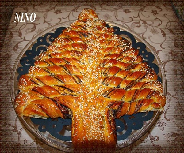 braided-christmas-tree-bread-recipe