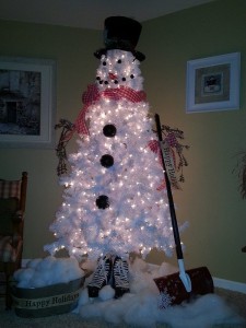 DIY Christmas Tree Snowman