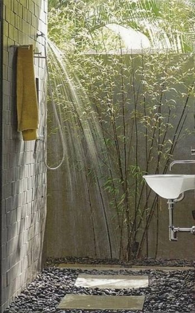 outdoor-bathroom-designs-26
