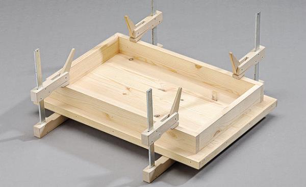 DIY-bed-tray-6