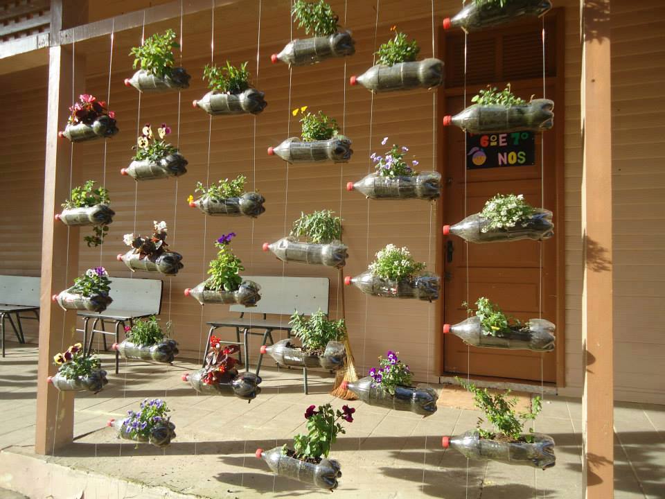 plastic-bottle-planters