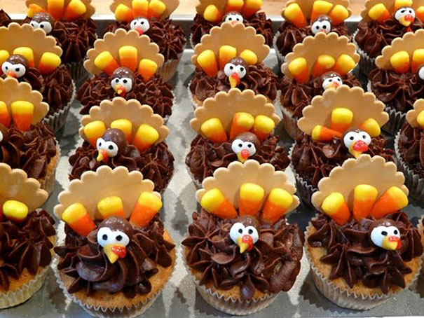 18-thanksgiving-turkey-cupcakes
