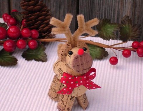 Wine-Cork-Art-Reindeer