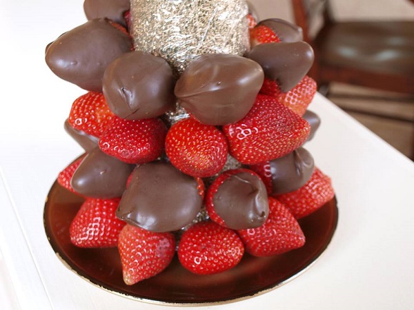 Chocolate-Covered-Strawberries-2