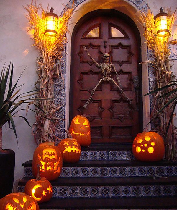 halloween-front-door-20