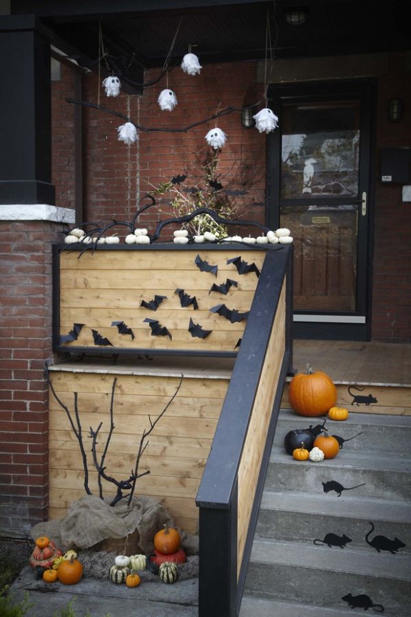 halloween-front-door-28