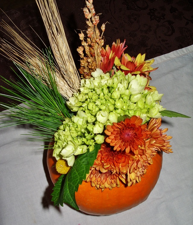 pumpkin-flower-arrangement-1