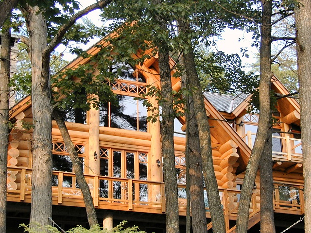 waterfront-log-home-11