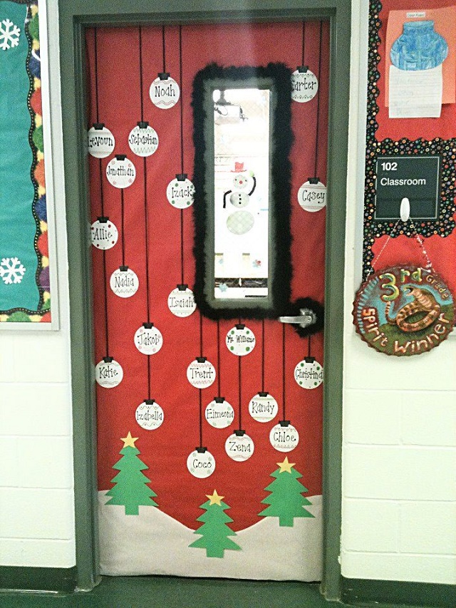 door-decorations-for-christmas-6