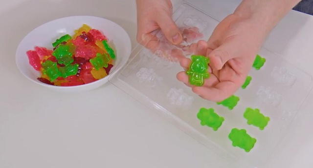 DIY-Gummy-Bears