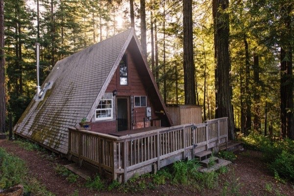 amazing-tiny-a-frame-cabin-18