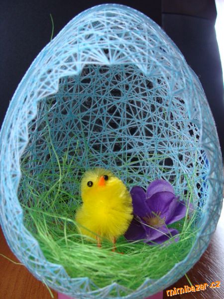 DIY-Easter-Egg-Basket-from-String-11