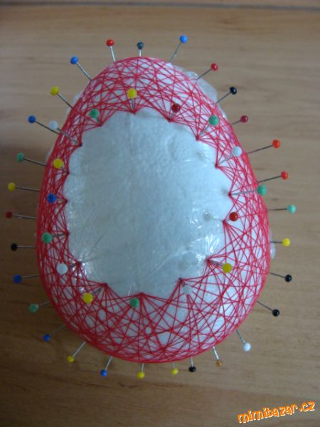 DIY-Easter-Egg-Basket-from-String-5