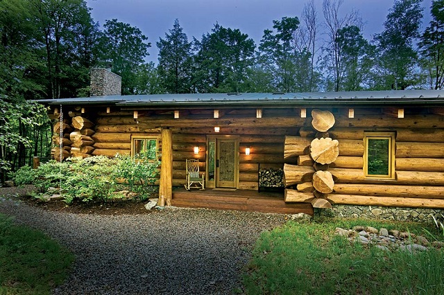modern-rustic-log-home-1