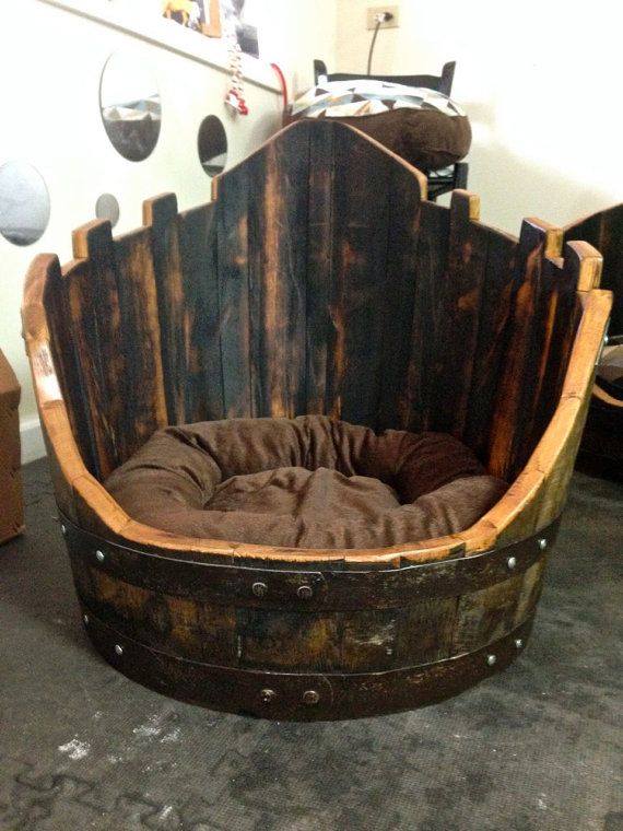 wine-barrel-pet-bed-2