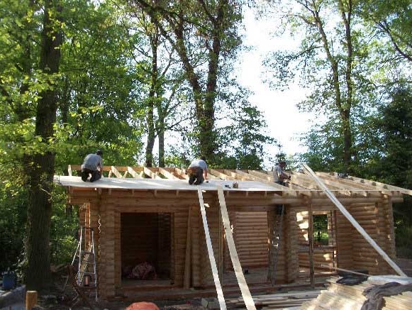 Log-house-construction-8
