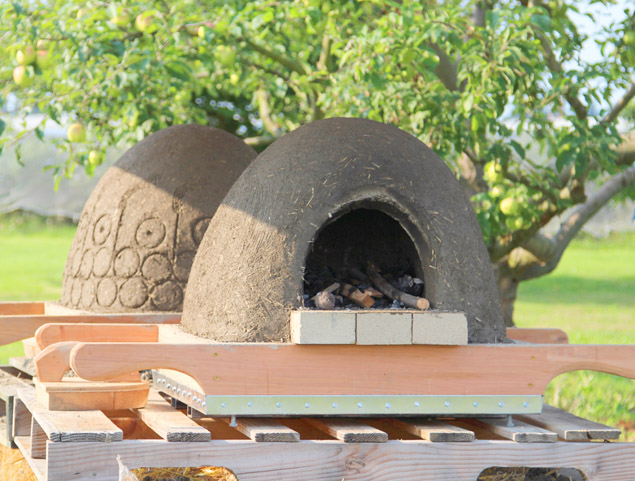 Wood-Fired-Earth-Oven-1