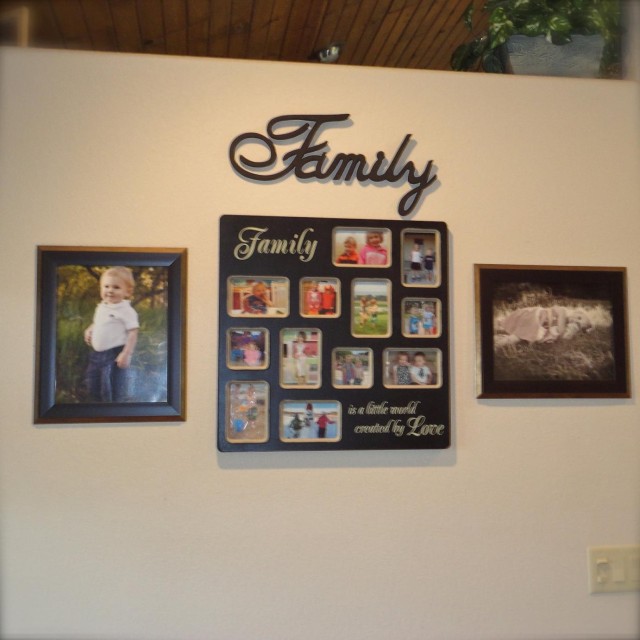 display-family-photos-on-your-walls-12