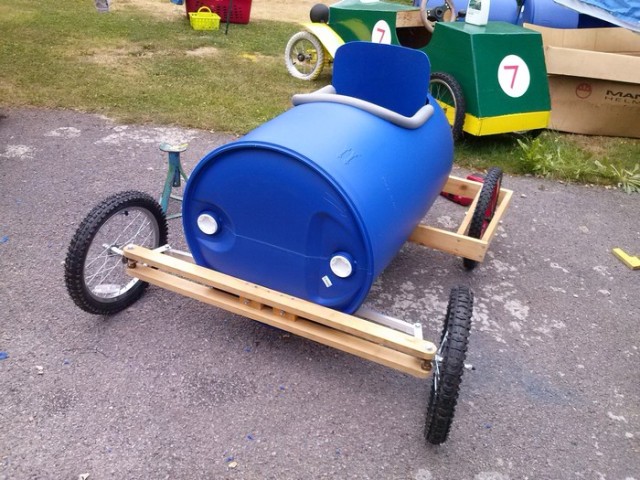 Plastic-Barrel-Derby-cart-8