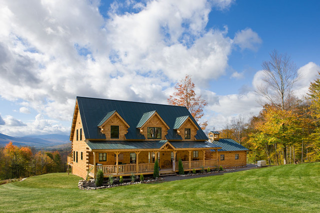 Exterior, horizontal, overall front 3/4 view, Rosenfeld residence, Franconia, New Hampshire; Coventry Log Homes