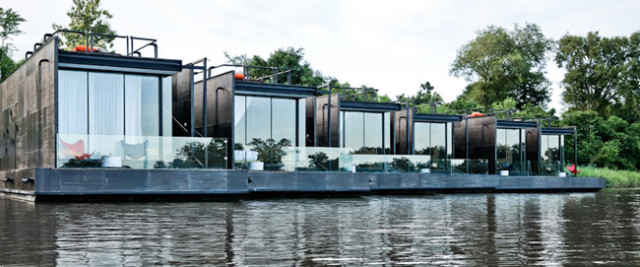 Eco-Friendly-floating-prefab-homes-11