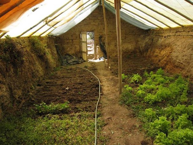 Easy To Build Underground Greenhouse | Home Design, Garden ...