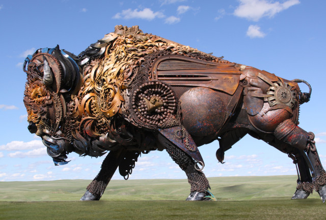 Amazing-Sculptures-Out-of-Old-Farm-Tools-31