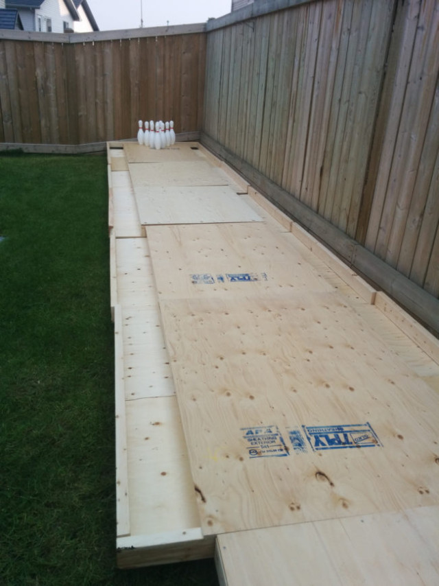 DIY-Backyard-Bowling-Alley-4