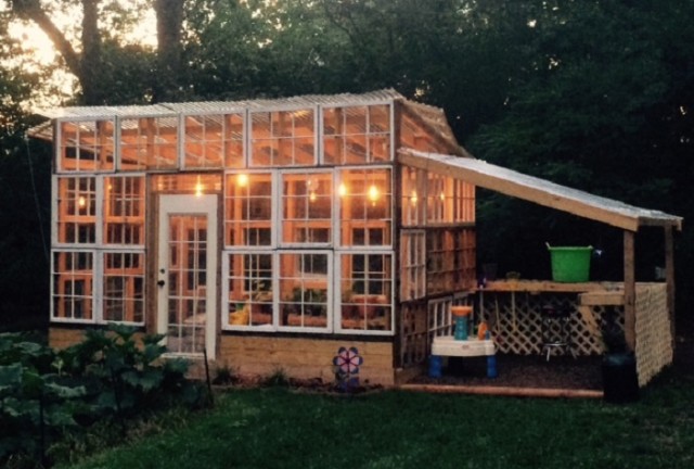 greenhouse-made-from-old-windows-8