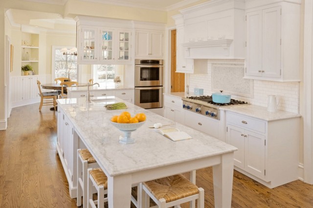 kitchen-island-with-built-in-seating-5