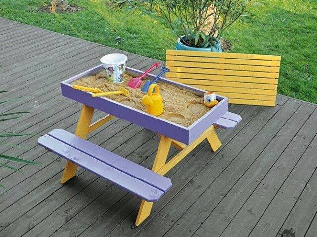 picnic-sand-table