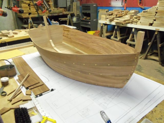 Wooden-Boat-Baby-Cradle-3