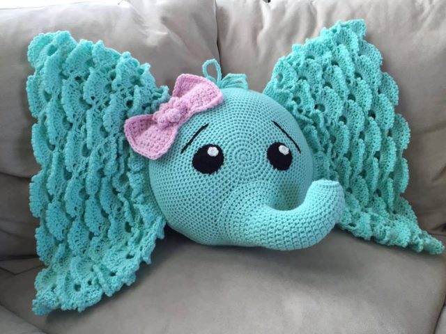 crochet-elephant-pillow-pattern