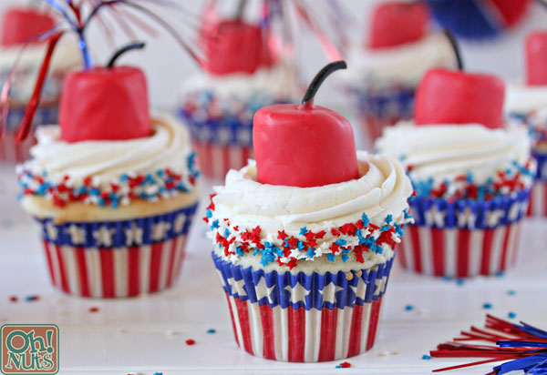 firecracker-cupcakes
