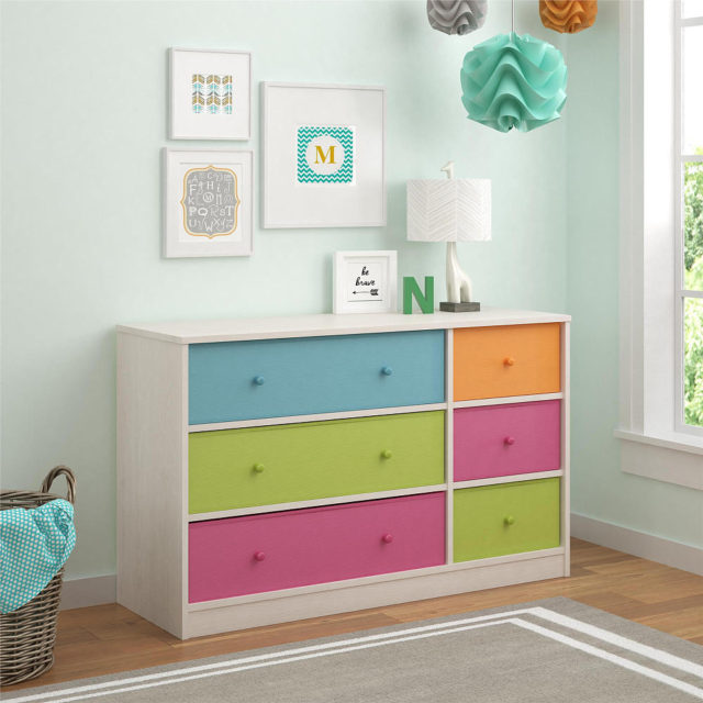 Nursery-Chest-Of-Drawers03