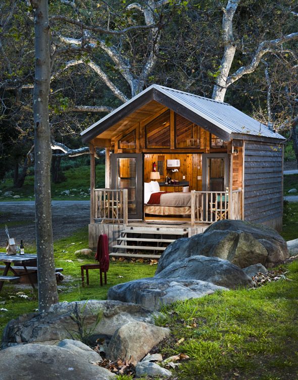 beautiful-small-cabins-in-the-middle-of-nowhere-4