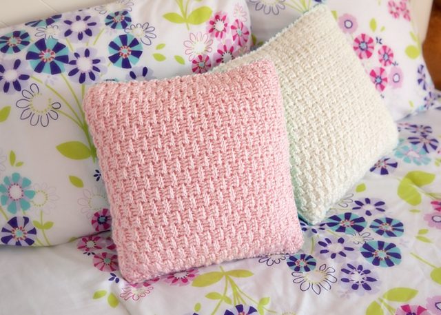 Crochet-Pillow-30