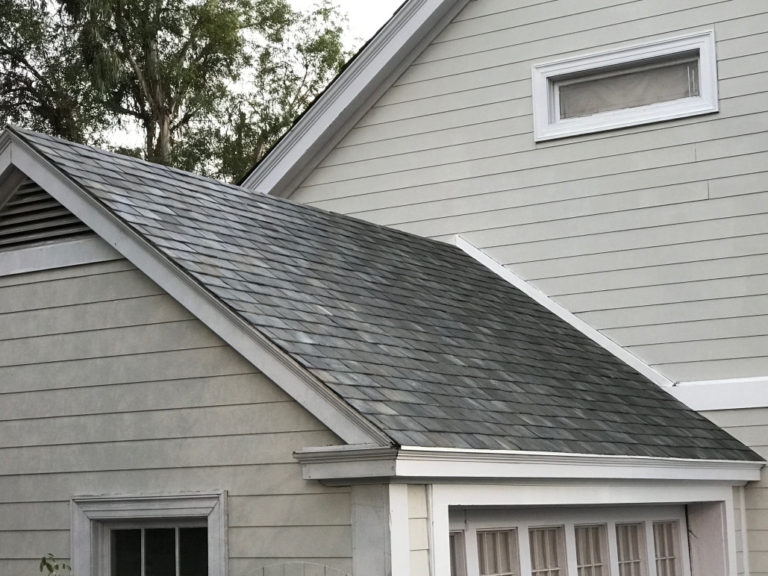 These are Tesla’s stunning new solar roof tiles for homes (video ...