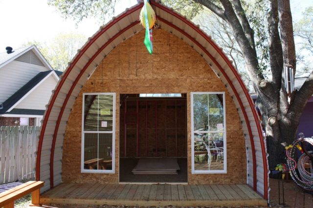 arched-cabins-3