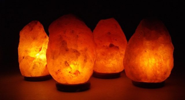 salt-lamps-natural-shapes