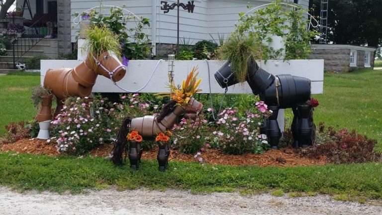 DIY Clay Pot Horses | Home Design, Garden & Architecture Blog Magazine
